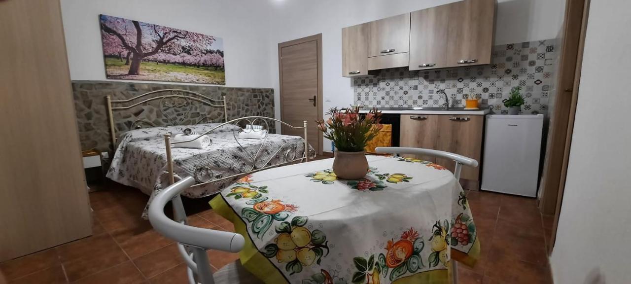 El Pavino Agriturismo Ristorante Pizzeria Alloggi Porticalazzo ภายนอก รูปภาพ